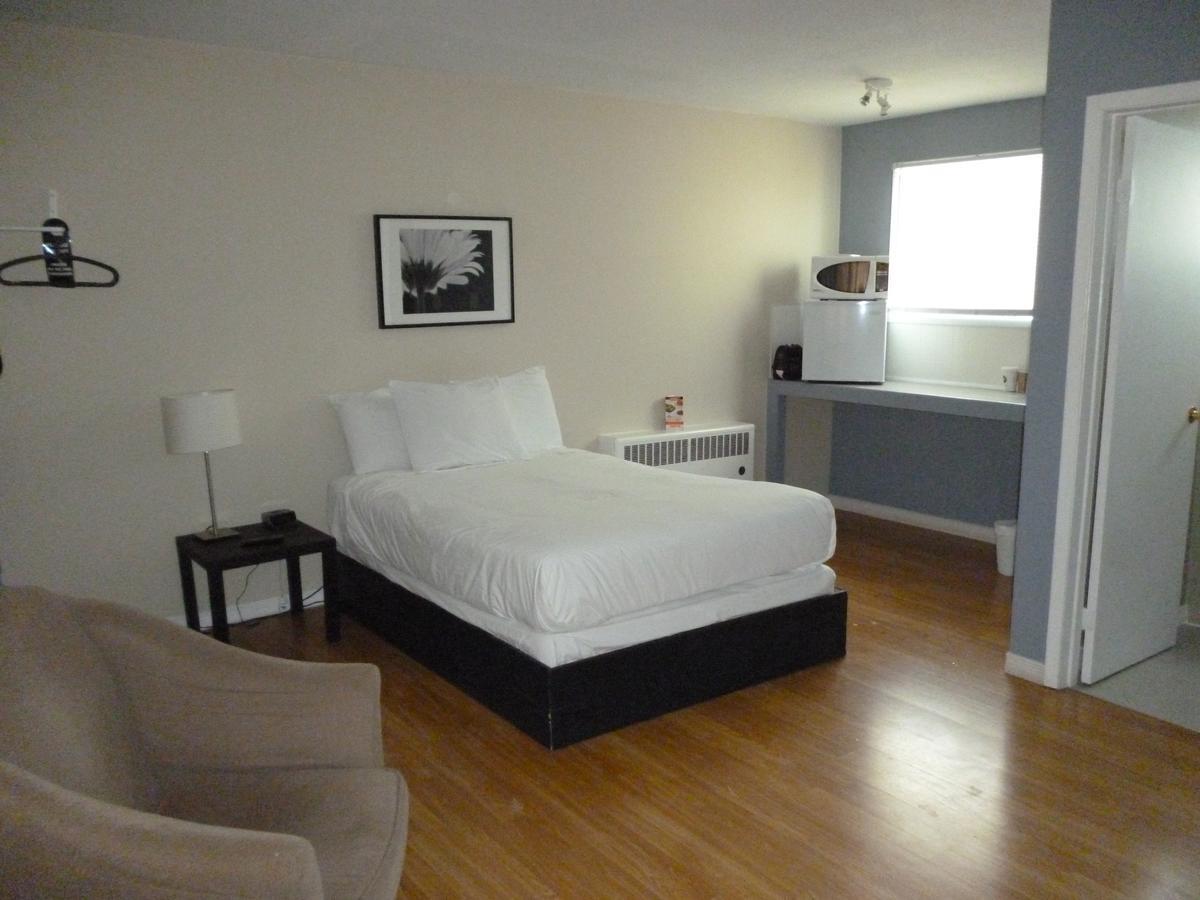 Wheel Inn Motel New Liskeard Chambre photo