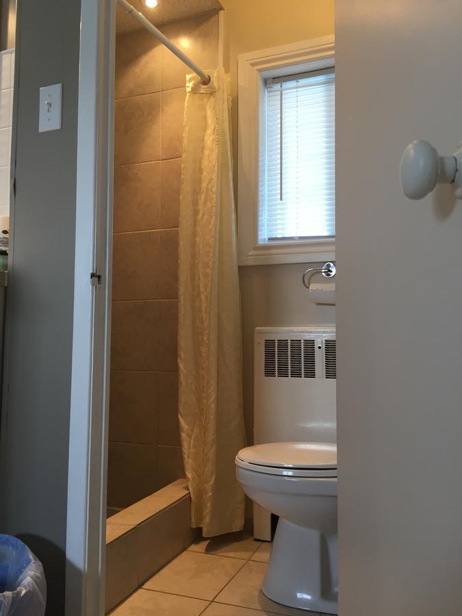 Wheel Inn Motel New Liskeard Extérieur photo