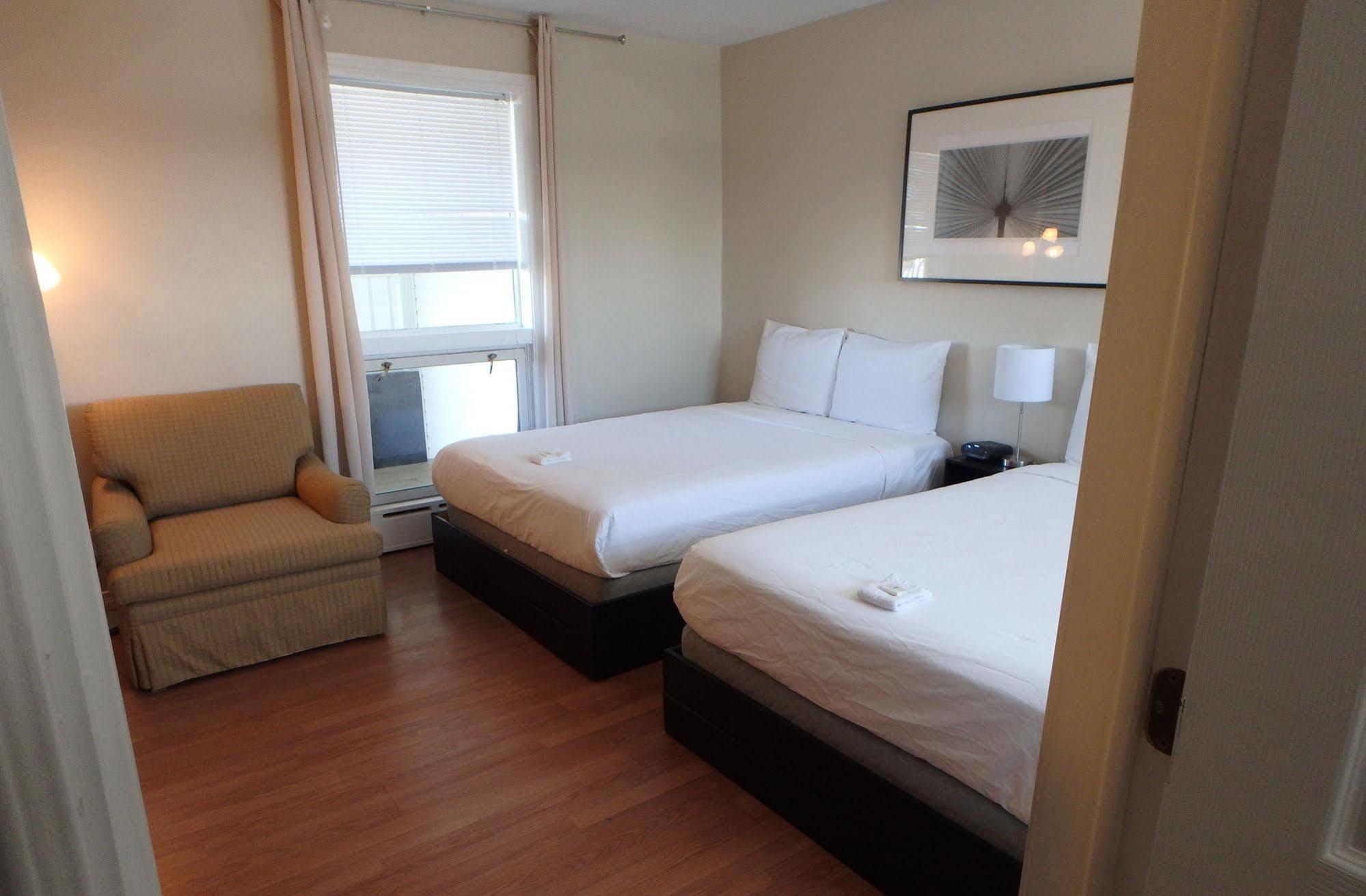 Wheel Inn Motel New Liskeard Extérieur photo