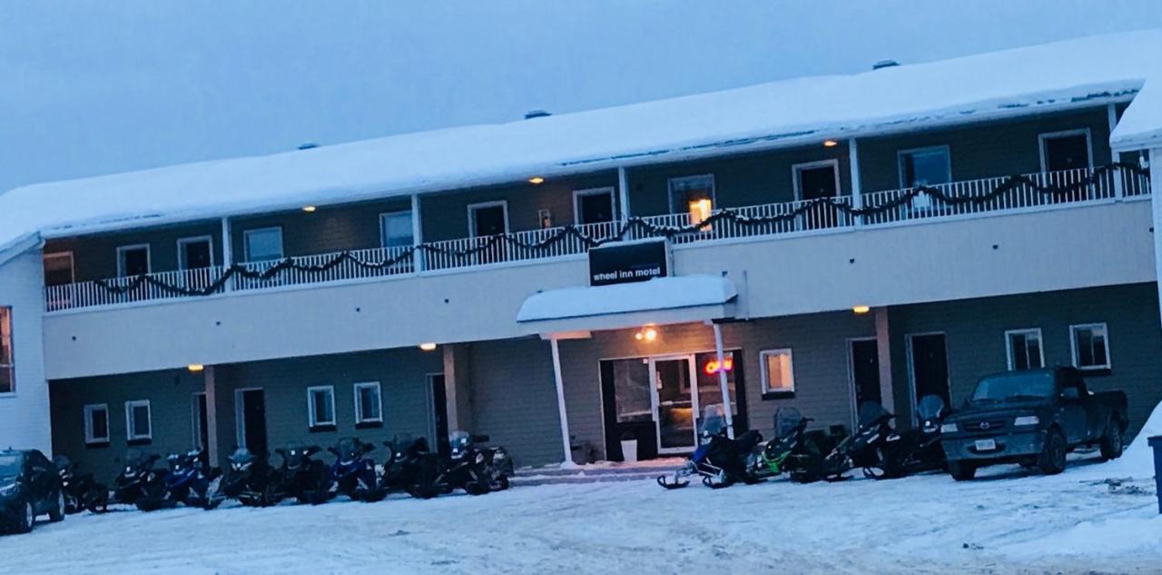 Wheel Inn Motel New Liskeard Extérieur photo